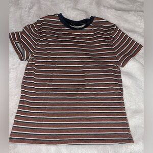 BOYS SHIRTS SIZE 6/7 SIZE SMALL